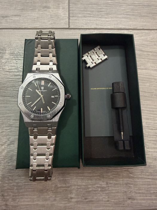 Часовник “Hugo Poedagar”