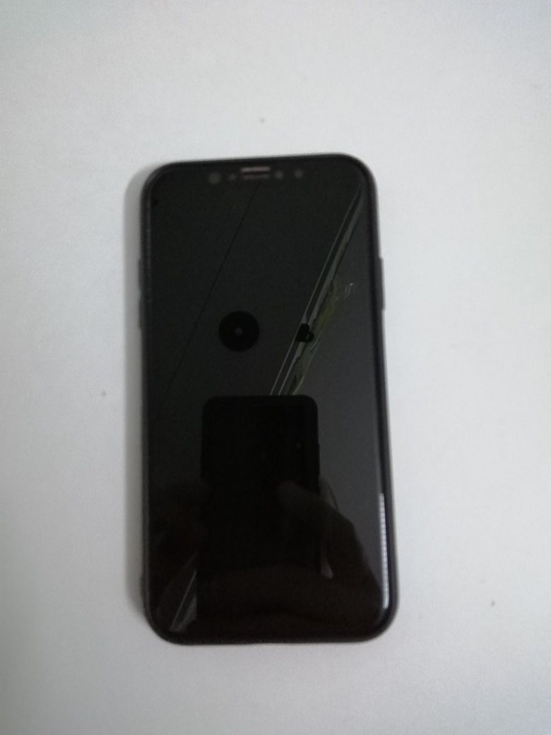 Vand IPhone Xr black