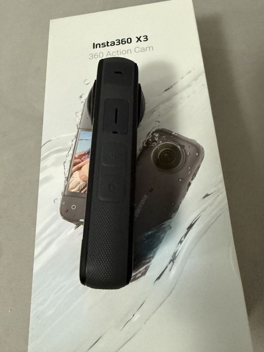 Camera Insta 360 X3