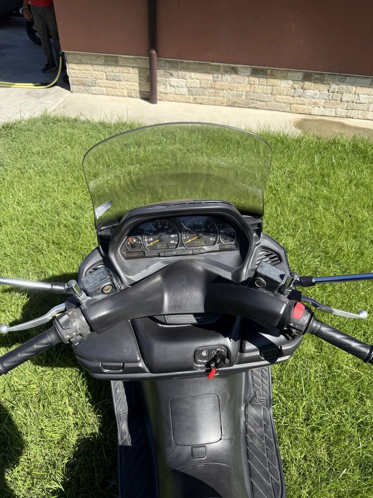 Suzuki burgman 400