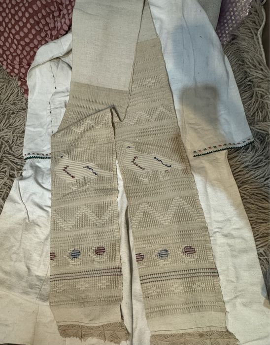 Народни дамско и мъжко