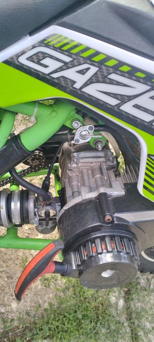 Vând minicross nitro Gazelle 49cc cu pornire la buton!!