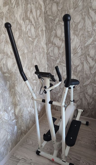 Продам Эллептический Велотренажер 2в1