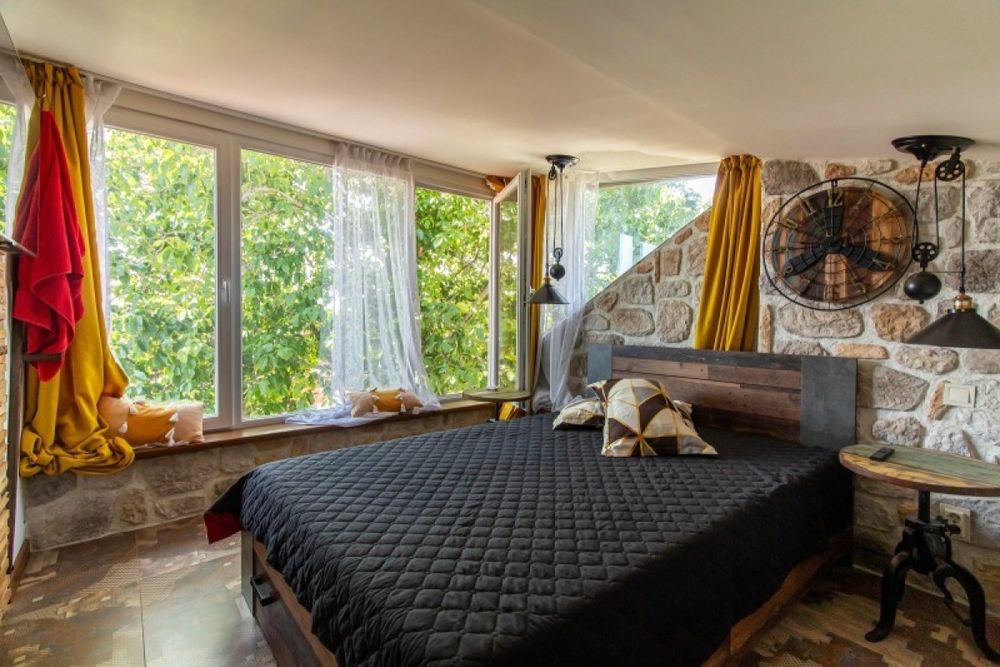 Продава се Етаж от къща в с. Волуяк, Област София-град - 200 кв.м за 1095 €/кв.м - Снимка #4