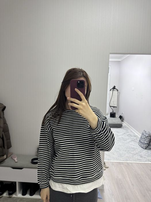 Свитшот в полоску