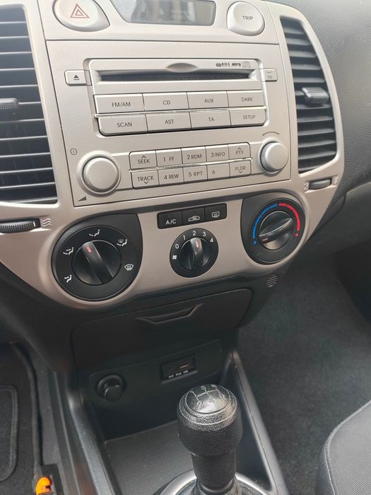 Vând Hiunday I20 proprietar