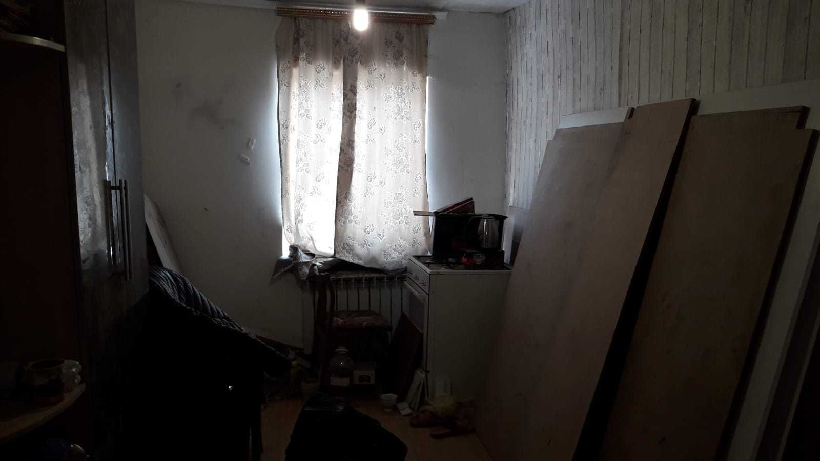 4 комн. дом все коммуникации  подключены центр города