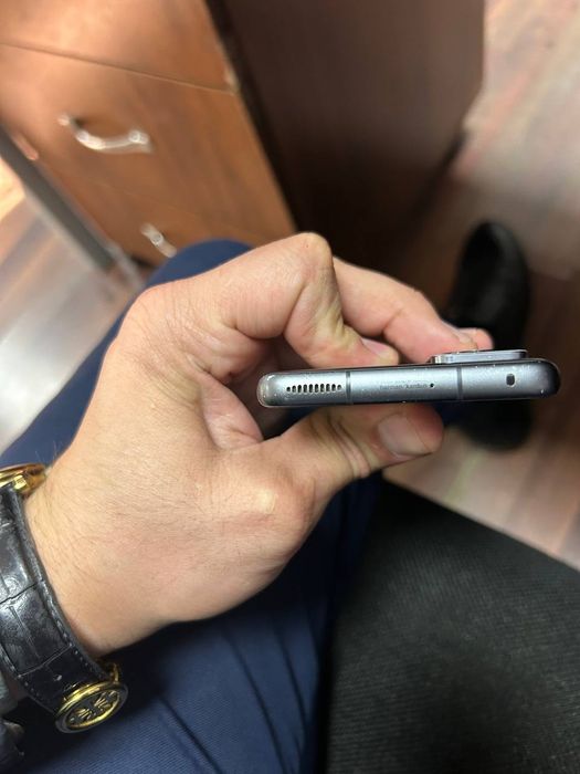 Xiaomi 12 в идеальном состоянии