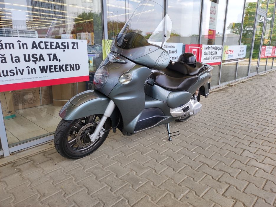 Maxi scuter Aprilia scarabeo 500 2003  restaurat in 2018