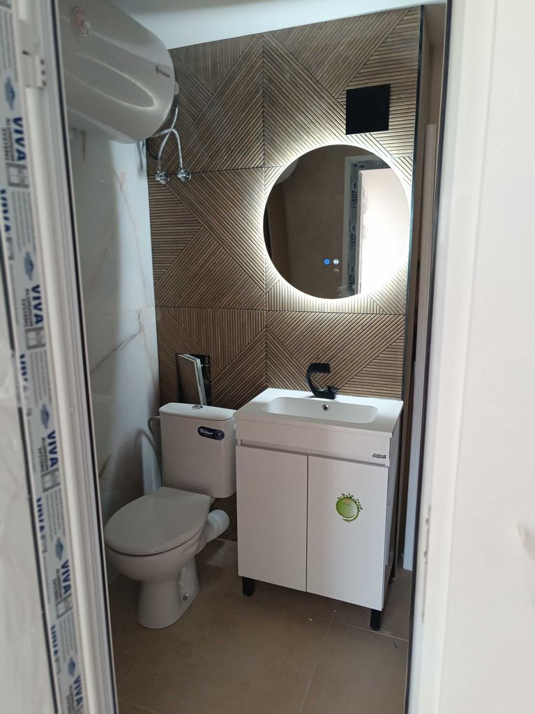 Продава се Двустаен апартамент в Плевен, 9-ти квартал - 60 кв.м за 1450 €/кв.м - Снимка #8