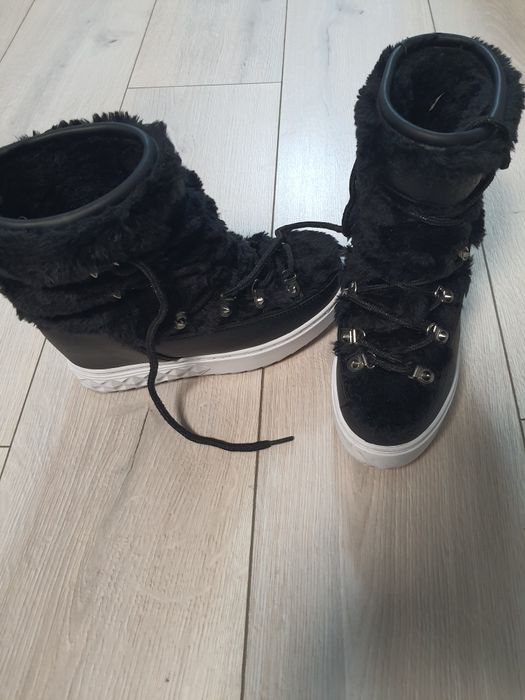 Ghete guess mărimea 36