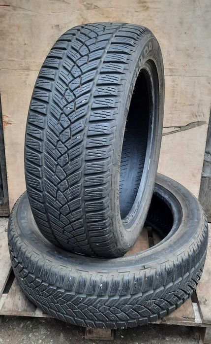 2 броя зимни гуми 215 55 17 дот20 FULDA като нови 7мм грайфер