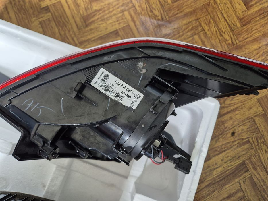Vând stopuri VALEO originale, pentru Golf 7