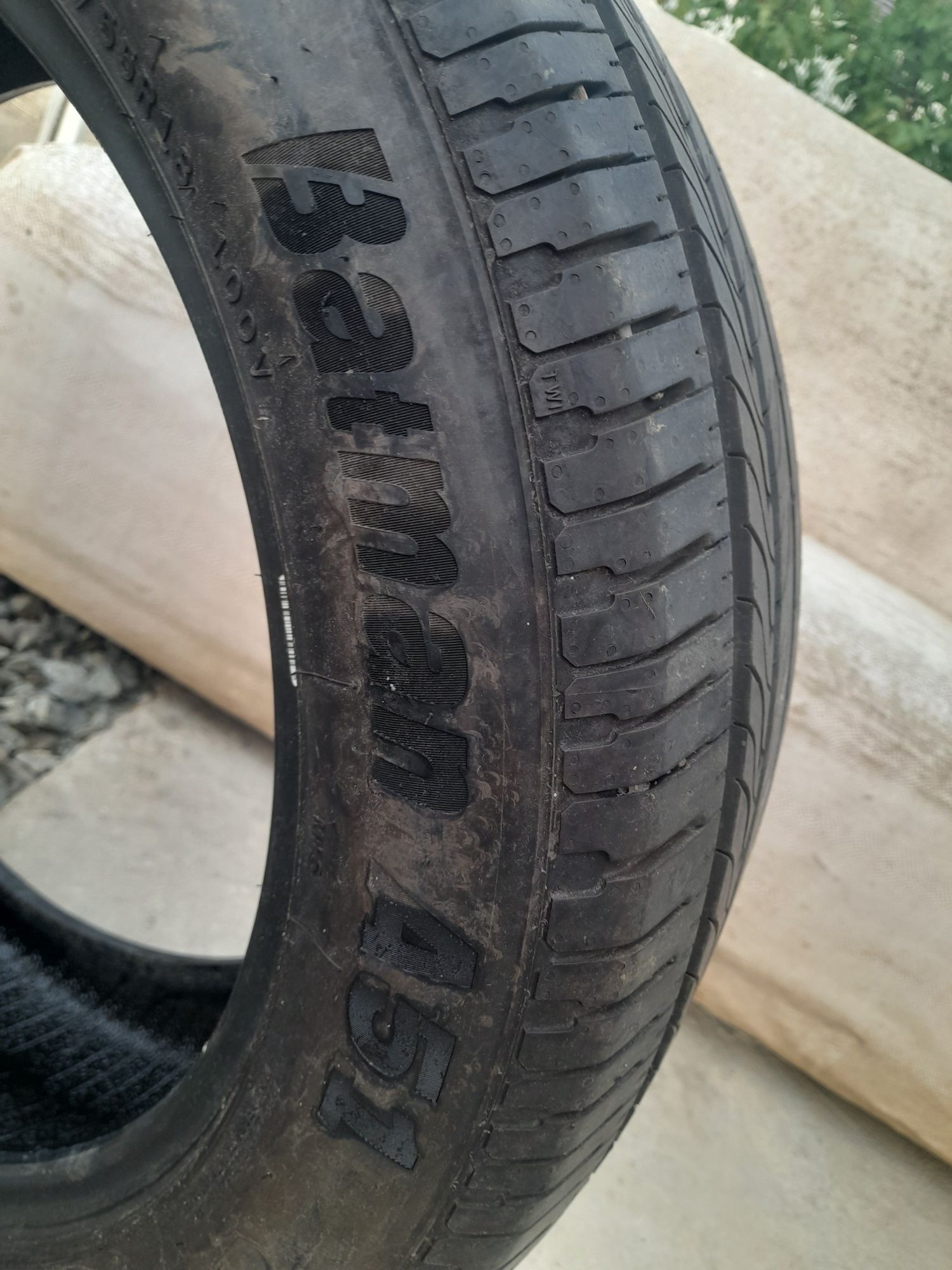 Шины 235/55/R18.