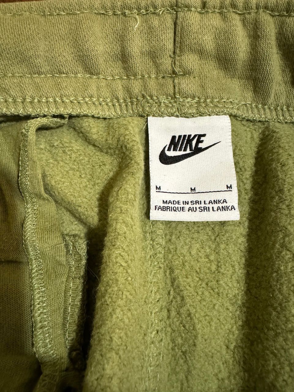 NIKE Club FLEECE Jogger Alligator.