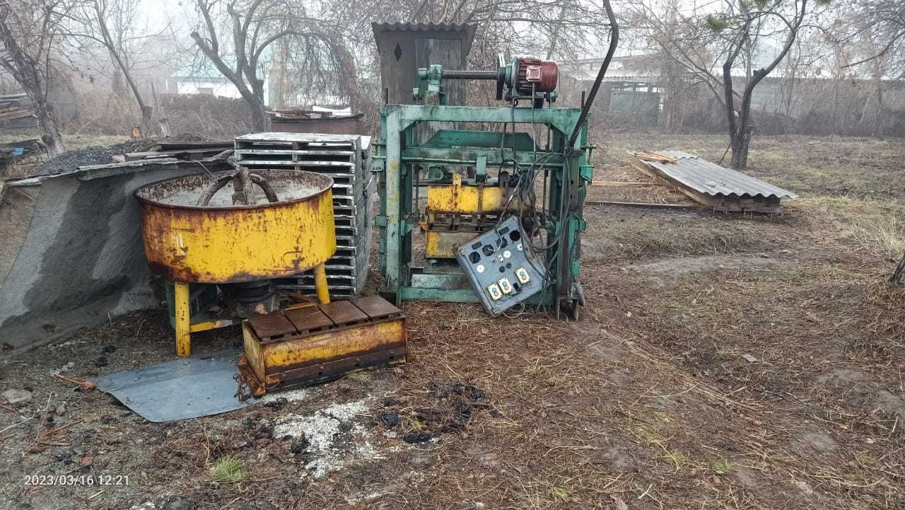 Сдам в аренду базу и оборудование для пескоблоков в г. Текели.