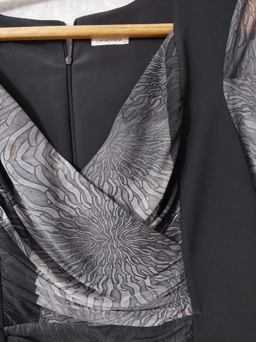 Платье женское,серое.