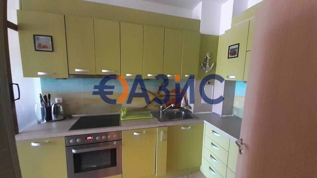 Уютен апартамент с 1 спалня в комплекс Бей Ву, 80,71 кв., гр. Царево,