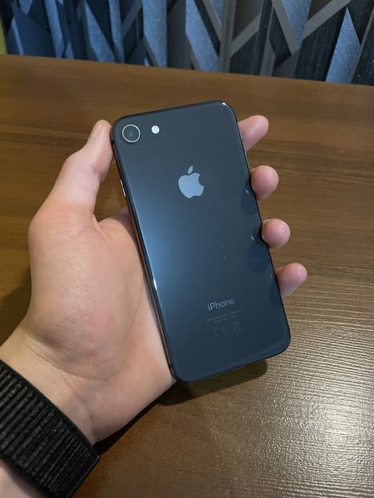 iPhone 8 64GB Space Gray