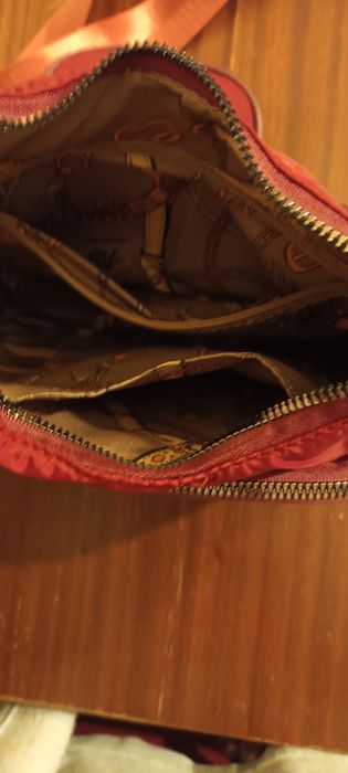 Малка дамска чанта