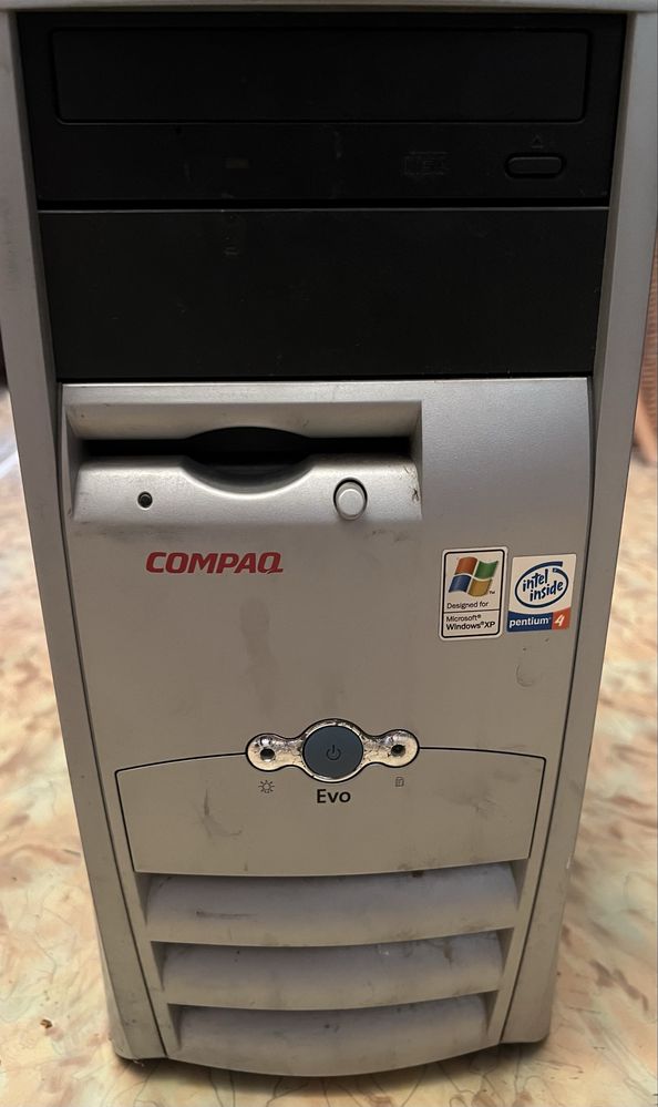 Компьютер Compaq