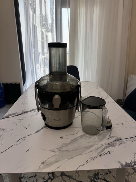 Продам соковыжималку Philips