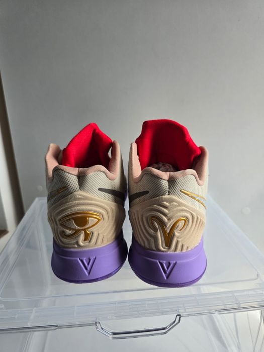 Nike Kyrie Iring 5
