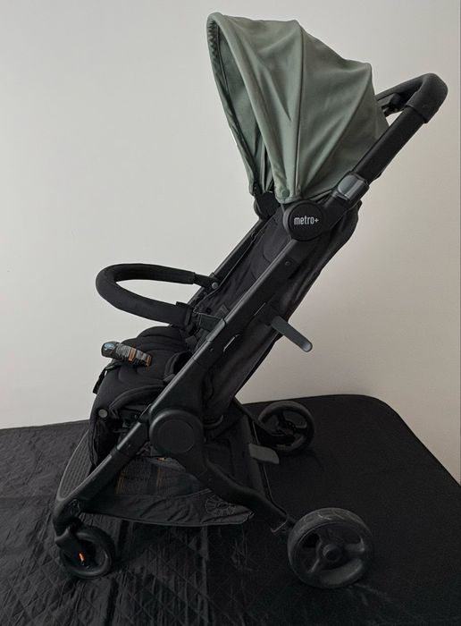 Ergobaby Metro+ в черно