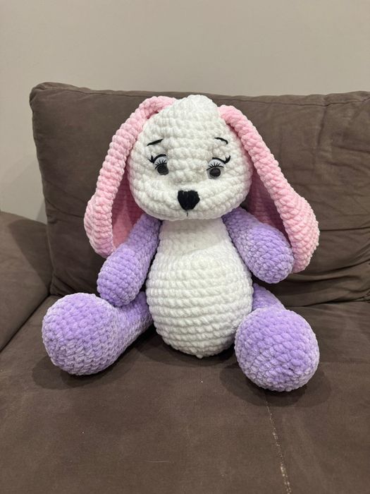 Плетена играчка заек