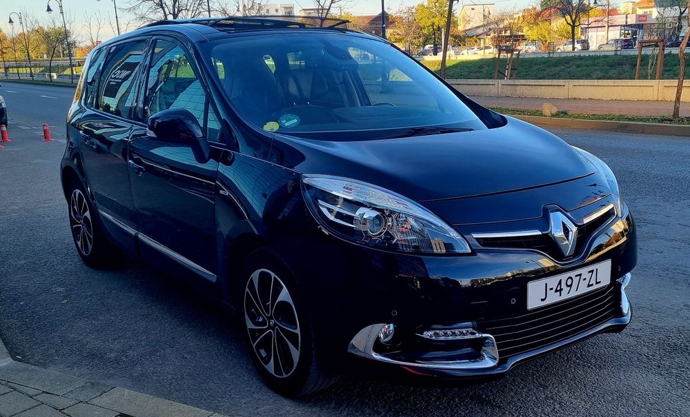 Renault Scenic  - 1.5dci - Bose edition - trapa panoramica