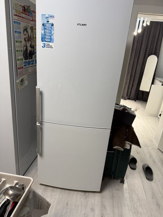 Холодильник и морозильник