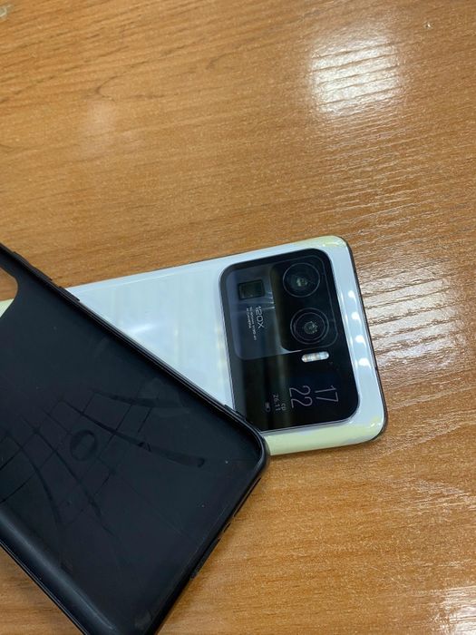 Mi 11 ultra 12/256 gb продам или обмен