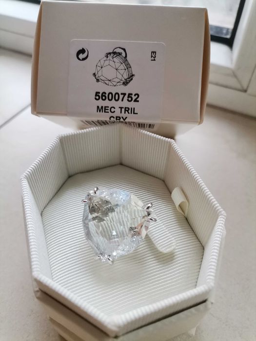 Swarovski обеца - НОВА