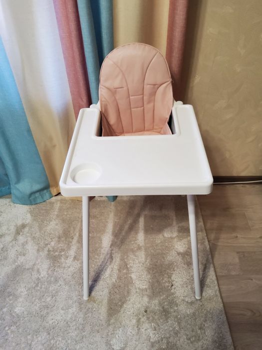 Продам стульчик для кормления.