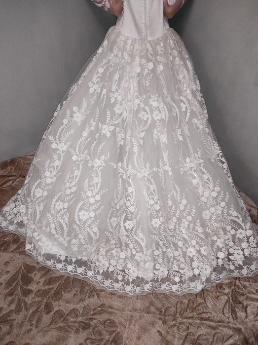 Продам свадебное платье