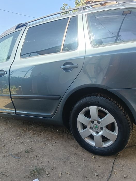 Schimb cu ATV 4x4 minim 400 cmc Skoda Octavia 2 Ambiente 2.0 TDI