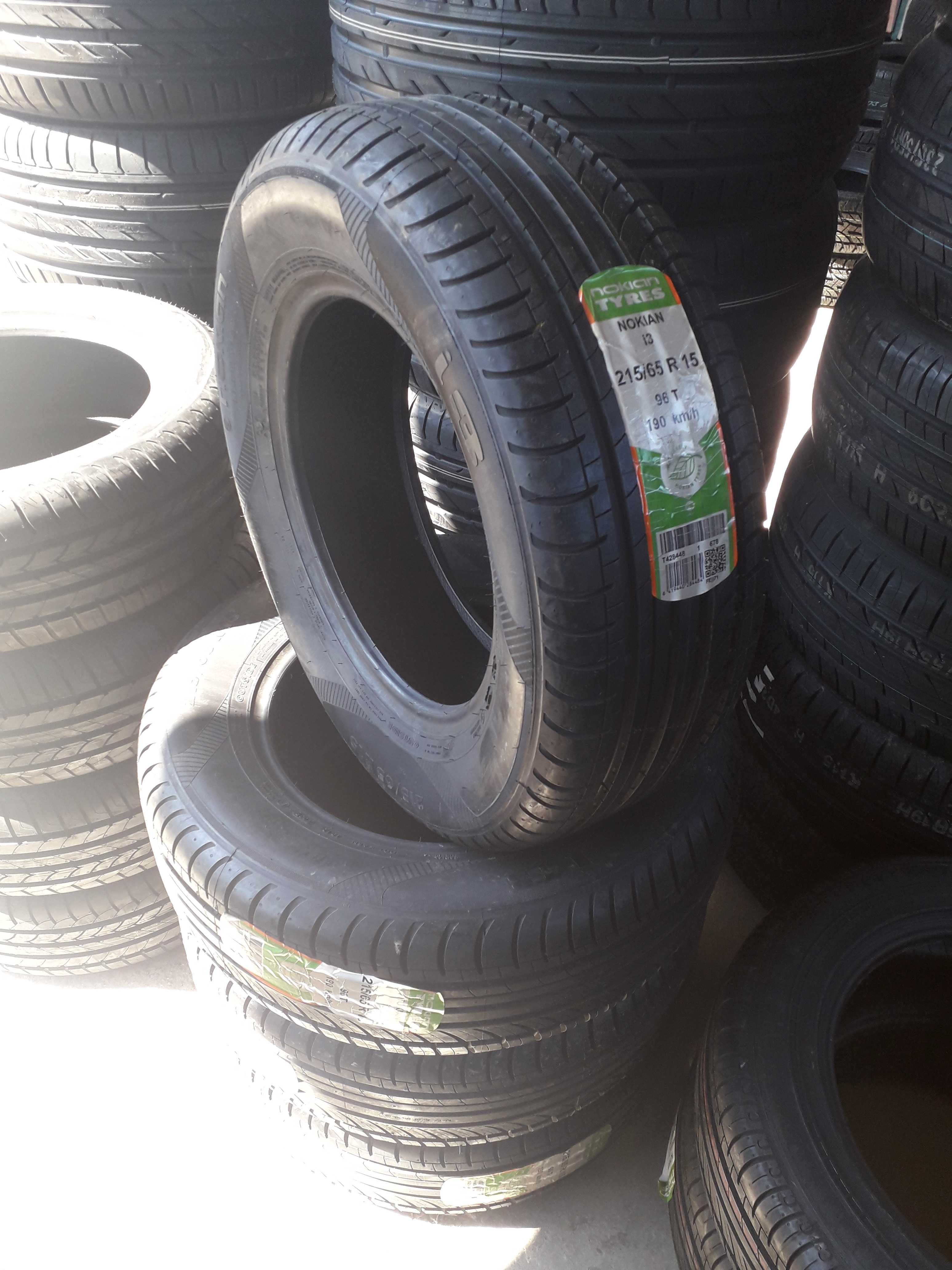 Нови летни/всесезонни гуми R15 215/65 Nokian i3 96T