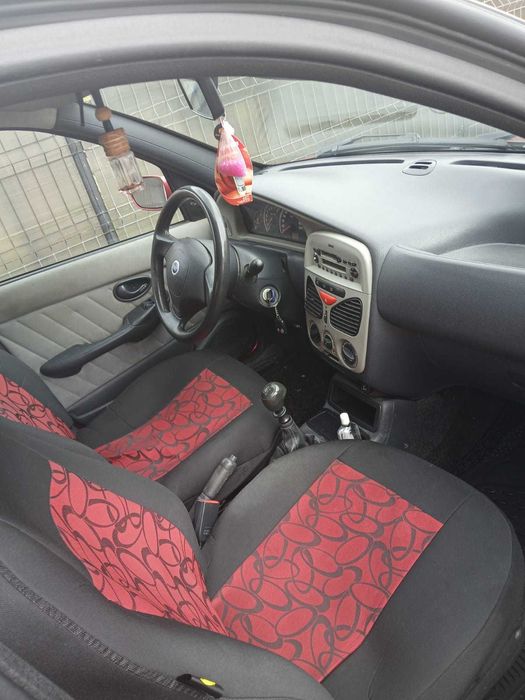 Vand Fiat Albea .