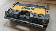 Radio DeWalt Tough