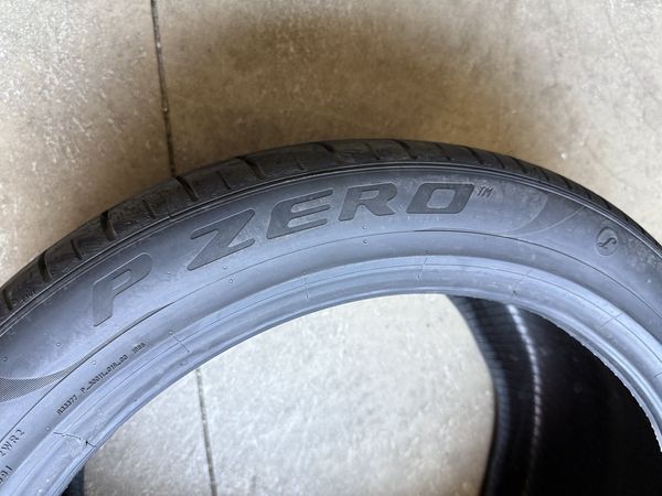 325/35/22 PIRELLI 2бр
