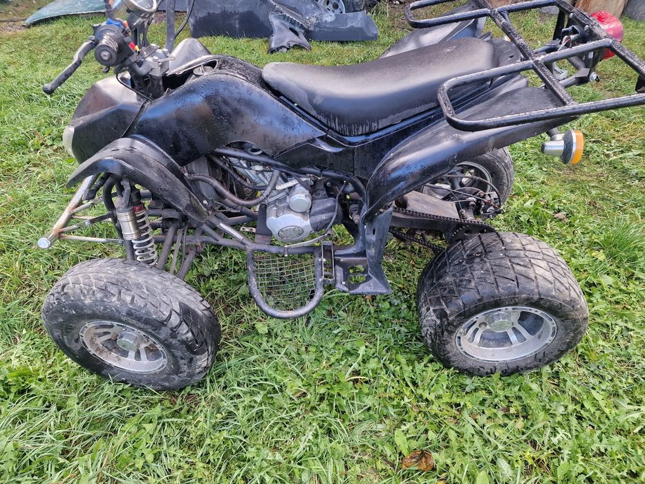 Vând atv bashan 250