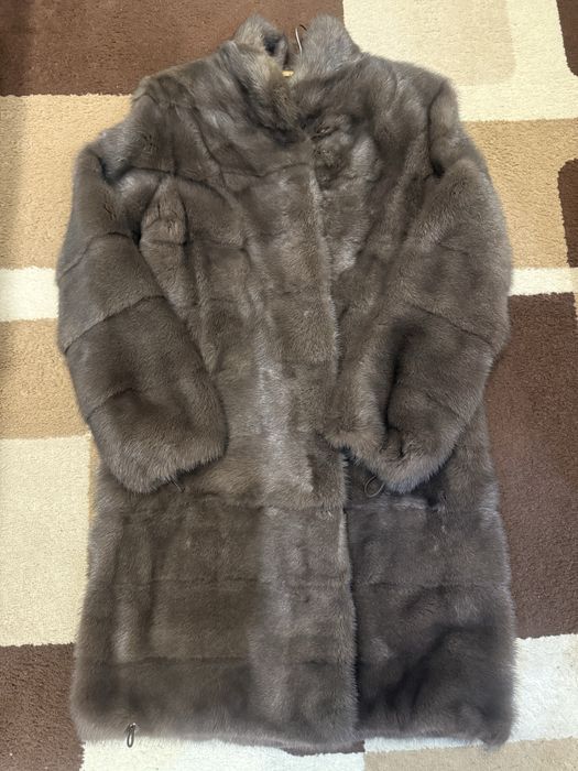 Продам норковую шубу