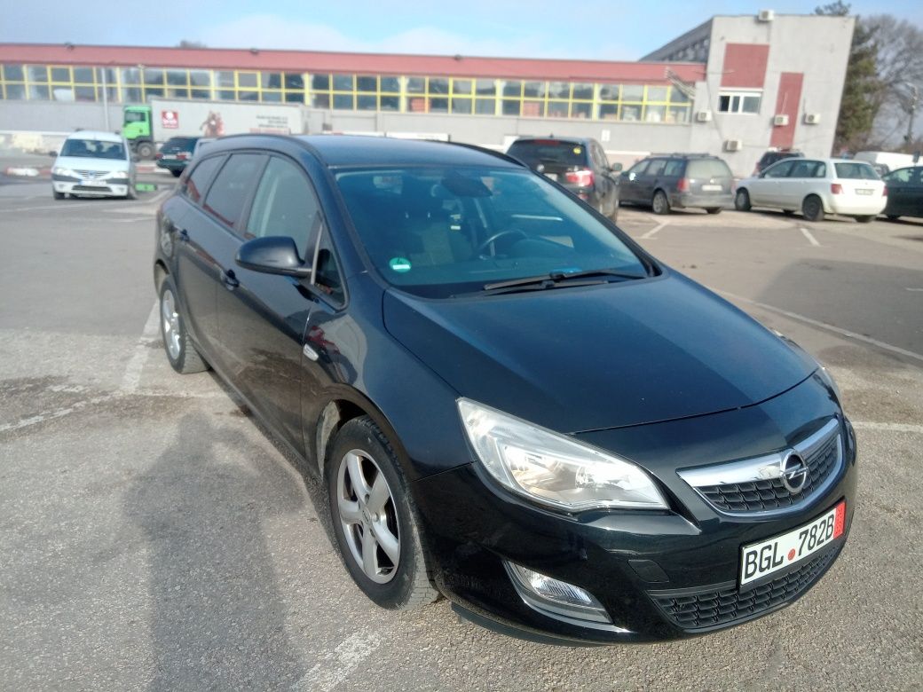 Astra j 2012 1.7 diesel schimb si cu teren