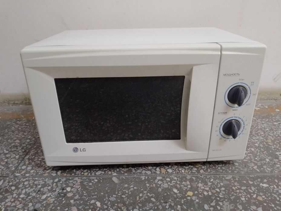 Продам микровоную печь LG