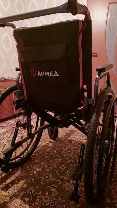 Инвалидная коляска