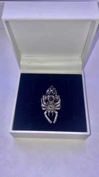 Женское кольцо (серебро с пауком)