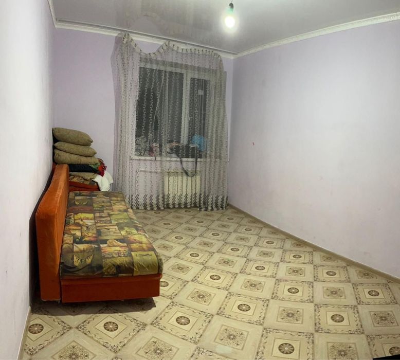 Продается 2 ком кв ,р-н Женис