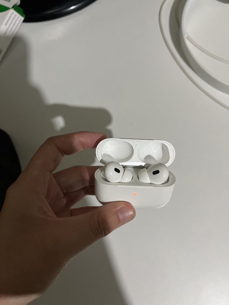 Air pods pro 2 (USB-C) Б/У