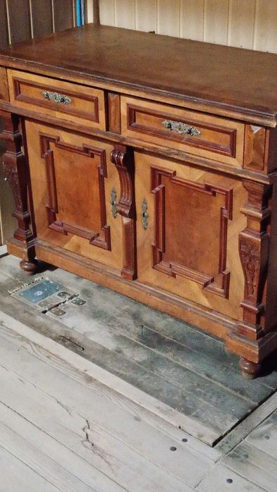 Comoda lemn +Furnir .