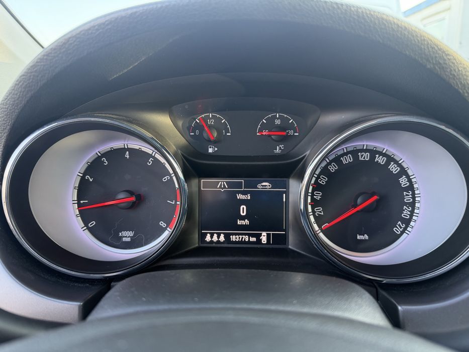 Opel ASTRA K Turbo 150 CP